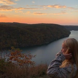 Meet your Posher, Gwen